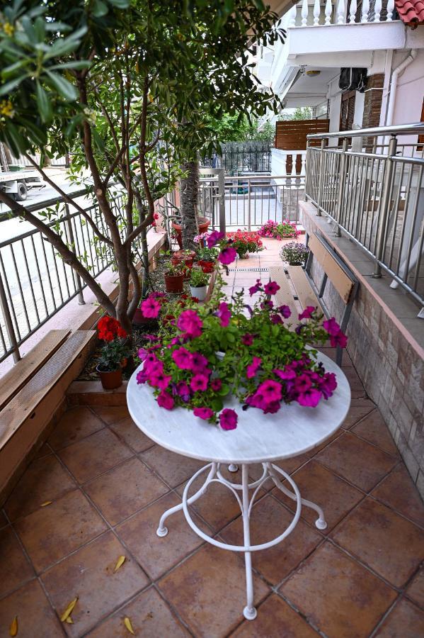 Four Seasons 1 Apartment Paralía Екстериор снимка