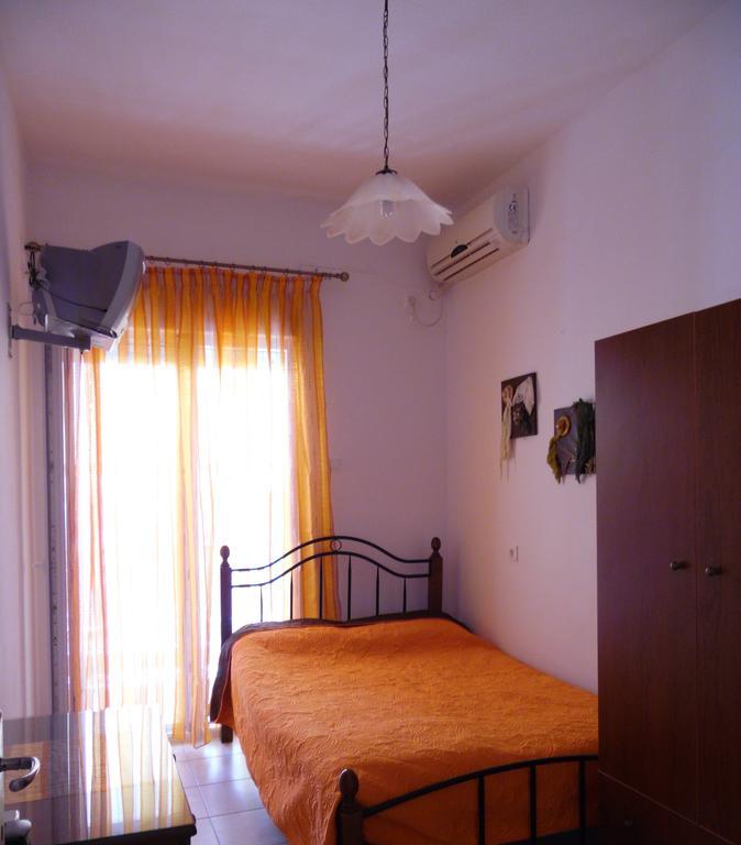 Four Seasons 1 Apartment Paralía Екстериор снимка