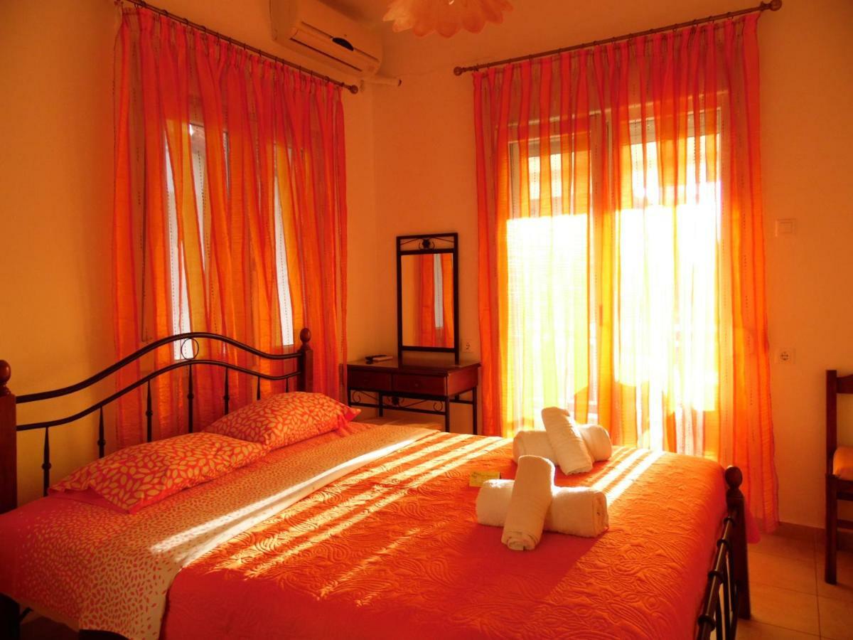 Four Seasons 1 Apartment Paralía Екстериор снимка