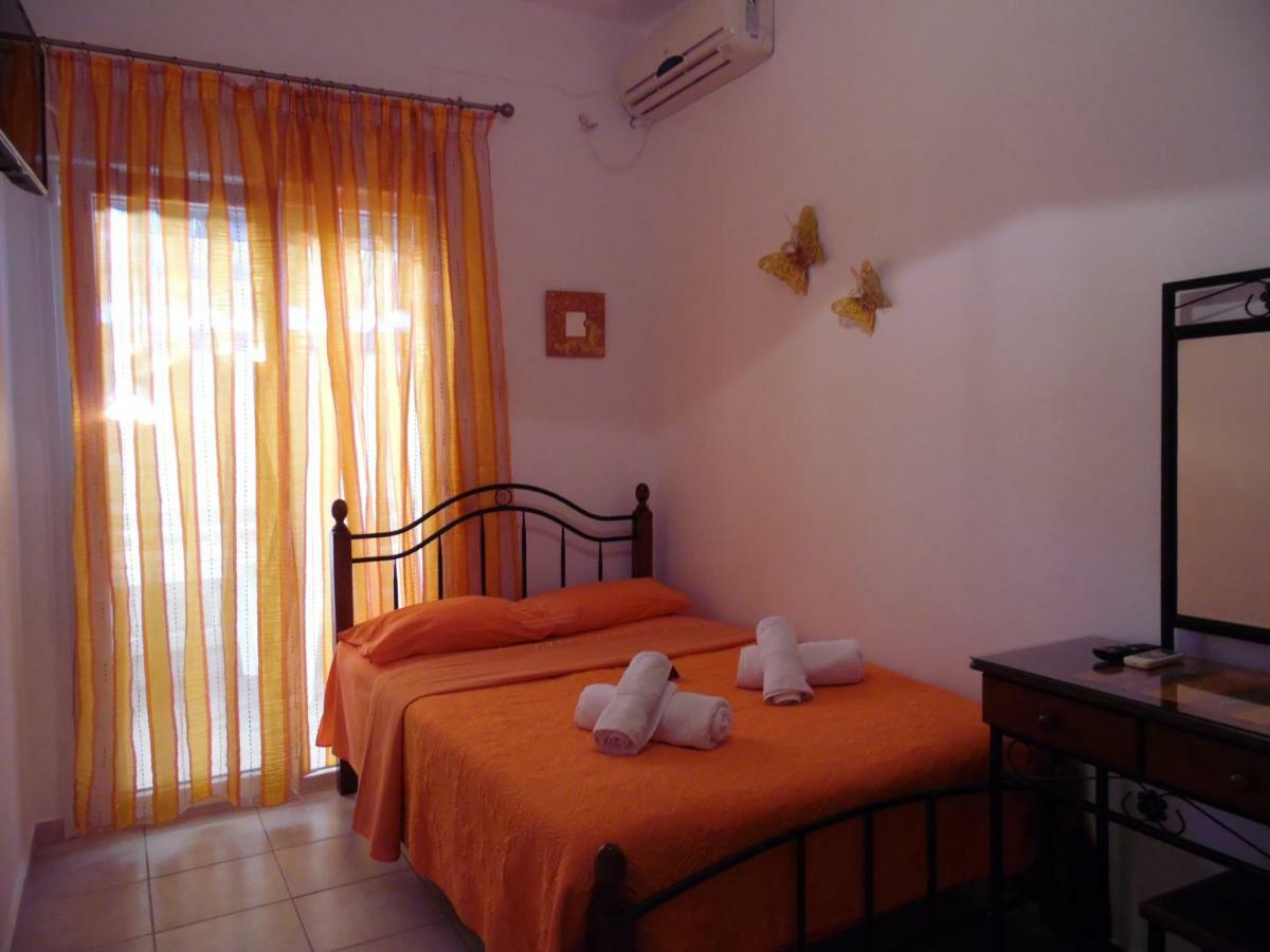 Four Seasons 1 Apartment Paralía Екстериор снимка